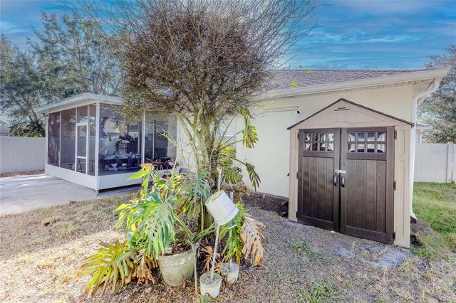 6803 GUILFORD CREST DRIVE, Apollo Beach, FL 33572