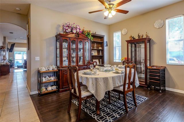 6803 GUILFORD CREST DRIVE, Apollo Beach, FL 33572