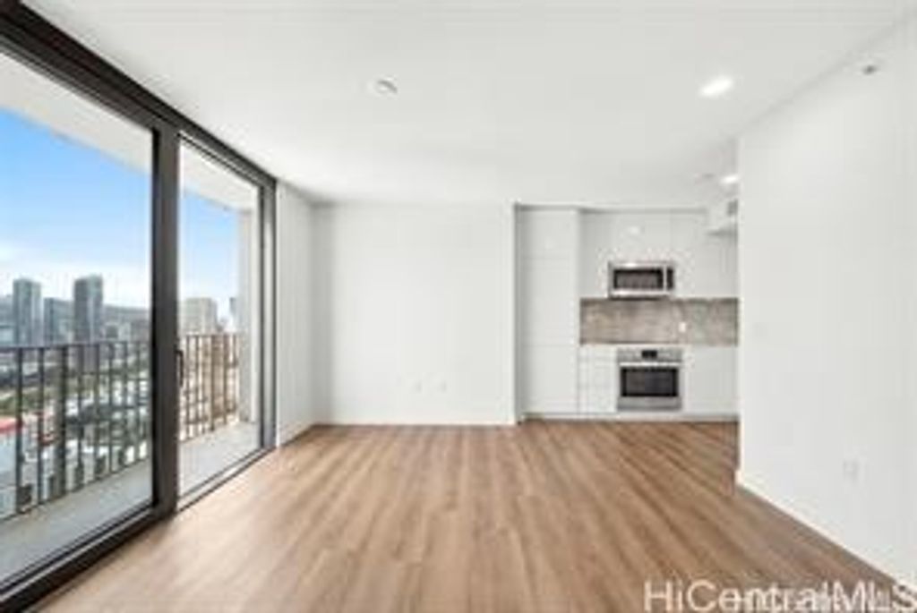 987 Queen Street 1616, Honolulu, HI 96814