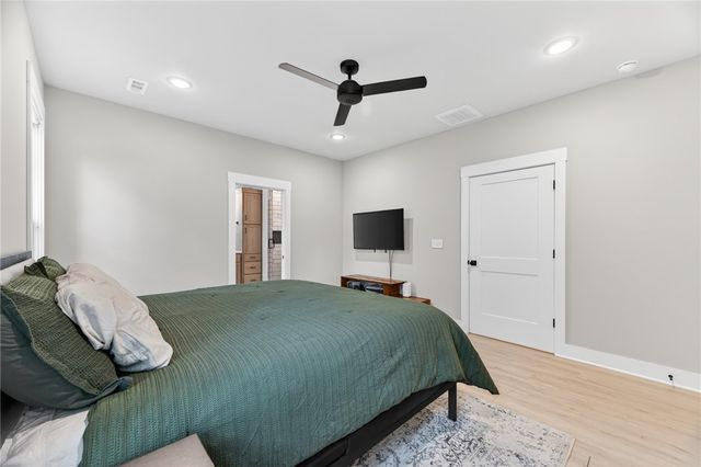 4 Morganshire Circle, Bella Vista, AR 72714