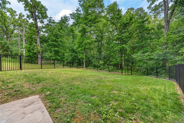 4 Morganshire Circle, Bella Vista, AR 72714