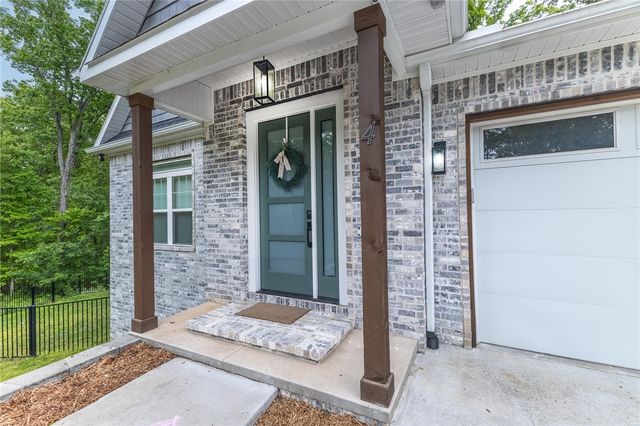 4 Morganshire Circle, Bella Vista, AR 72714