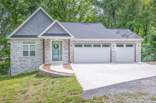 4 Morganshire Circle, Bella Vista, AR 72714