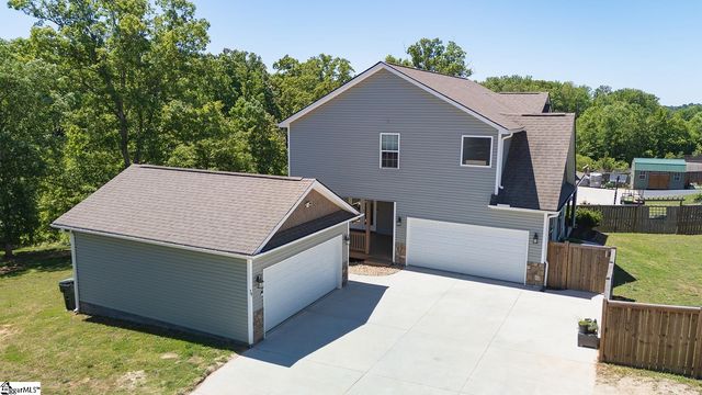 79 Lyman Lake Road, Lyman, SC 29365