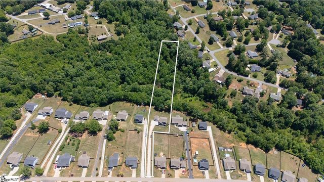 79 Lyman Lake Road, Lyman, SC 29365