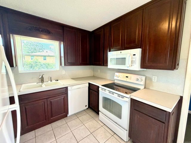 5500 Sonora Drive, North Little Rock, AR 72118