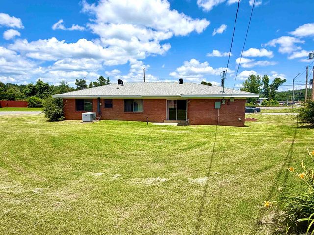 5500 Sonora Drive, North Little Rock, AR 72118