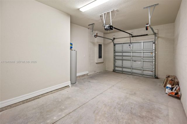 4488 E Appleton Cir E, Oakland Park, FL 33309