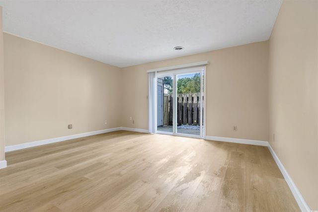 1025 Carolina Rd Apt P4, Conway, SC 29526