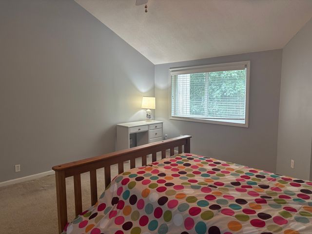 32 Far View Commons 32, Southbury, CT 06488