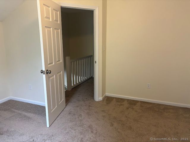 32 Far View Commons 32, Southbury, CT 06488