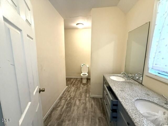 1550 W Davis Street, Burlington, NC 27215