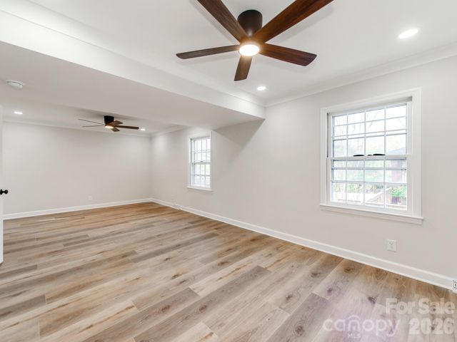 1632 Burtonwood Circle, Charlotte, NC 28212