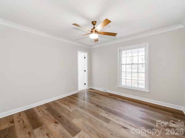 1632 Burtonwood Circle, Charlotte, NC 28212