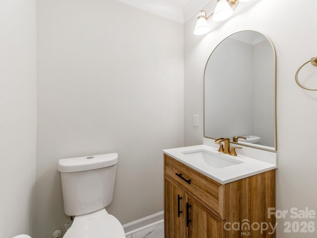 1632 Burtonwood Circle, Charlotte, NC 28212