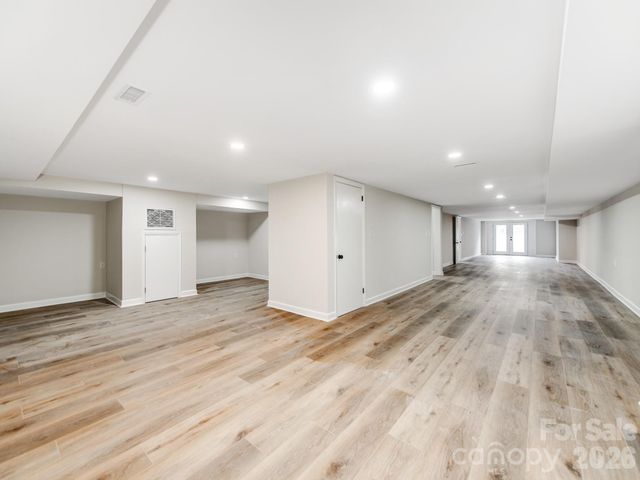 1632 Burtonwood Circle, Charlotte, NC 28212