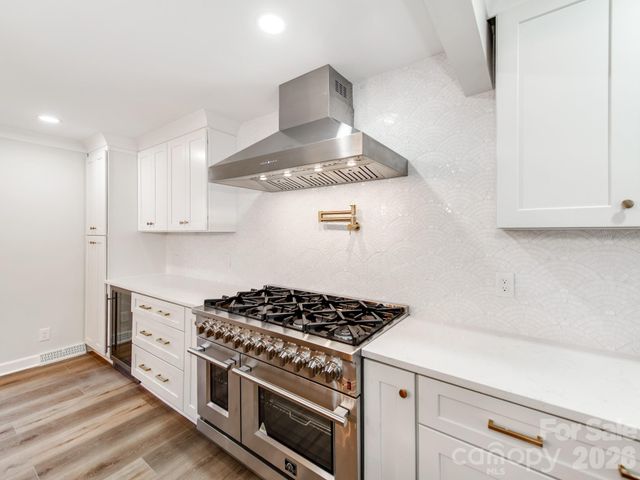 1632 Burtonwood Circle, Charlotte, NC 28212