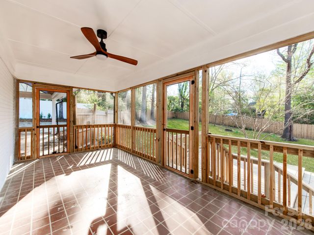 1632 Burtonwood Circle, Charlotte, NC 28212