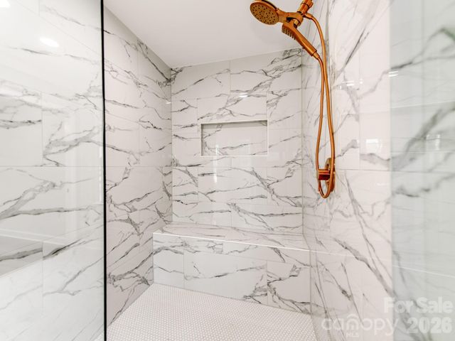 1632 Burtonwood Circle, Charlotte, NC 28212