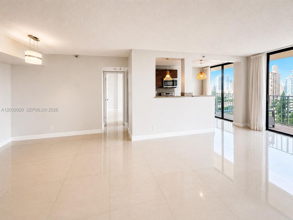 290 174th St 1117, Sunny Isles Beach, FL 33160
