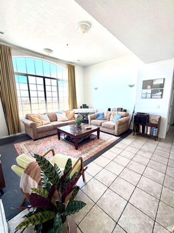 Image 5 of property listing at 442 W 1430 S #421, Orem, UT 84058
