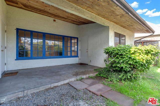 152 S Kilkea Drive, Los Angeles, CA 90048