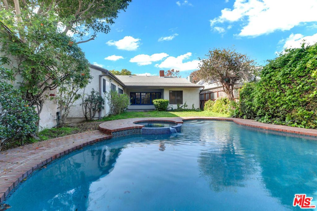 152 S Kilkea Drive, Los Angeles, CA 90048