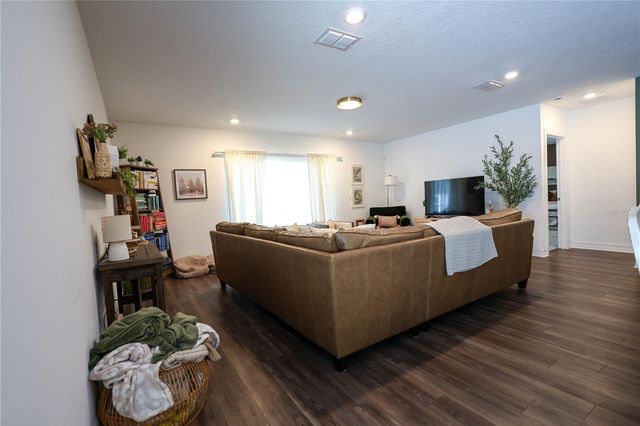 9553 SUMMERS CAY CIRCLE, Thonotosassa, FL 33592