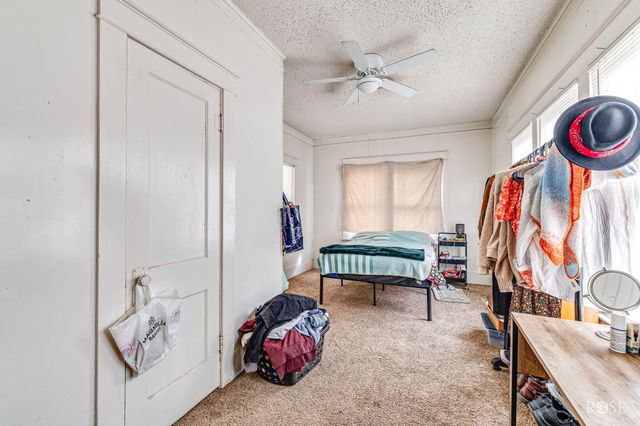 110 N Monroe Street, San Angelo, TX 76903