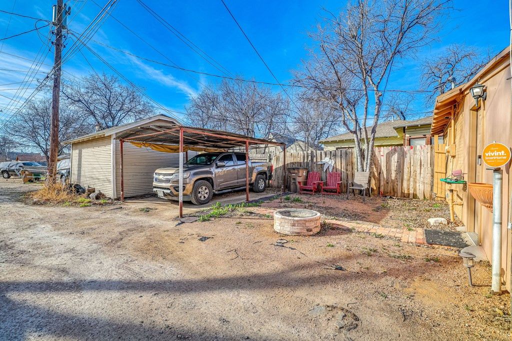 Image 25 of property listing at 110 N Monroe Street, San Angelo, TX 76903