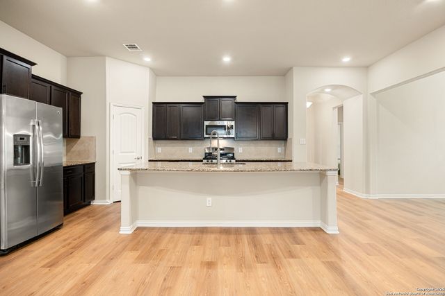 2807 Sueno Pt, San Antonio, TX 78245