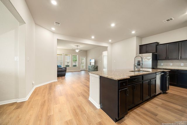 2807 Sueno Pt, San Antonio, TX 78245