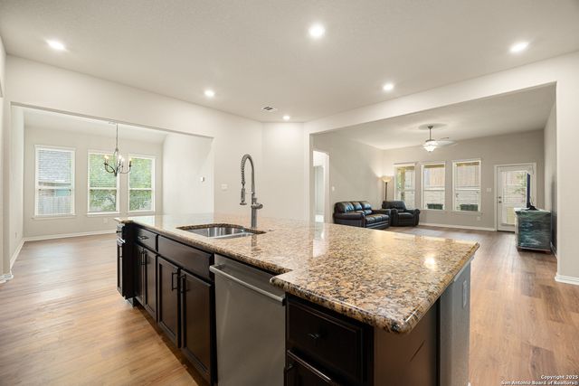 2807 Sueno Pt, San Antonio, TX 78245