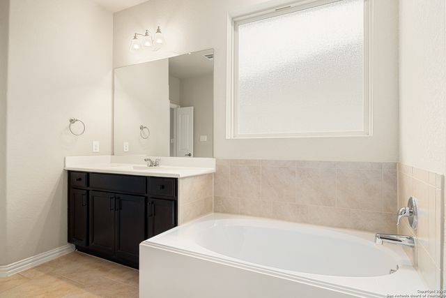 2807 Sueno Pt, San Antonio, TX 78245