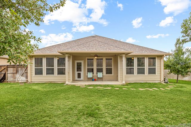 2807 Sueno Pt, San Antonio, TX 78245