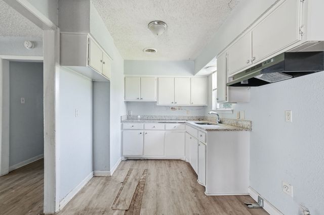 7917 Woodshire Drive, Dallas, TX 75232