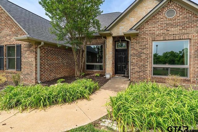 301 Hines Crossing, Bullard, TX 75757