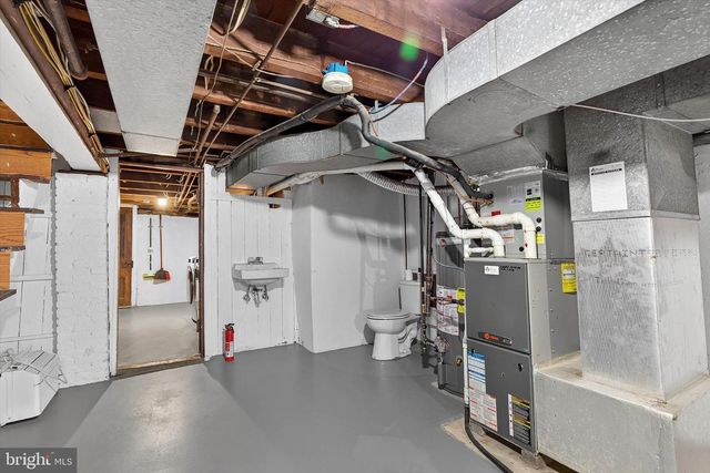 226 E LEMON ST, Lancaster, PA 17602