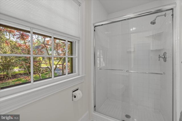 7030 LONGWOOD DR, Bethesda, MD 20817