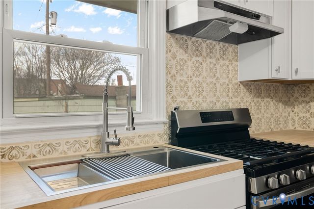 727 S Jones St, Petersburg, VA 23803