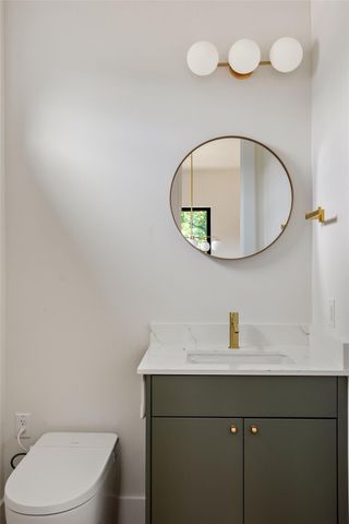 505 Philco DR 3, Austin, TX 78745