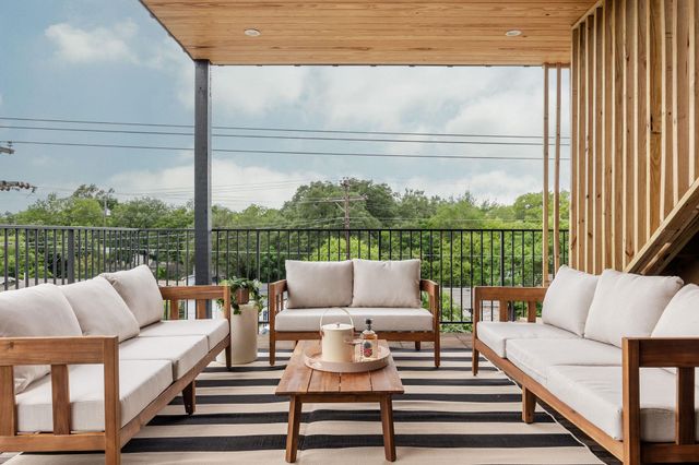 505 Philco DR 3, Austin, TX 78745