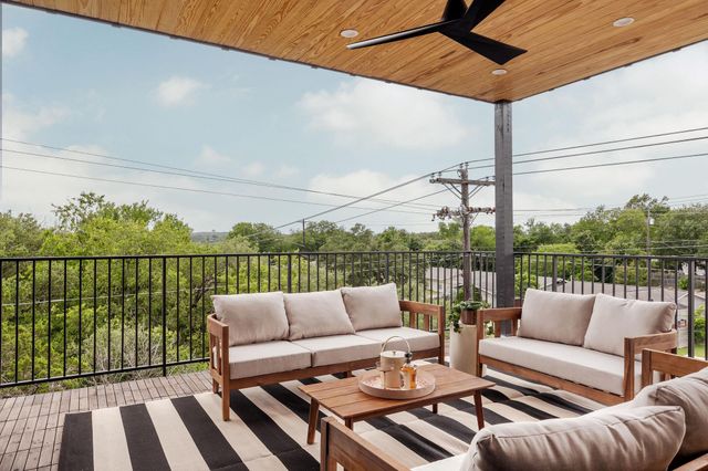 505 Philco DR 3, Austin, TX 78745