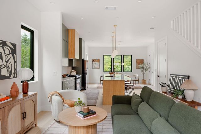 505 Philco DR 3, Austin, TX 78745