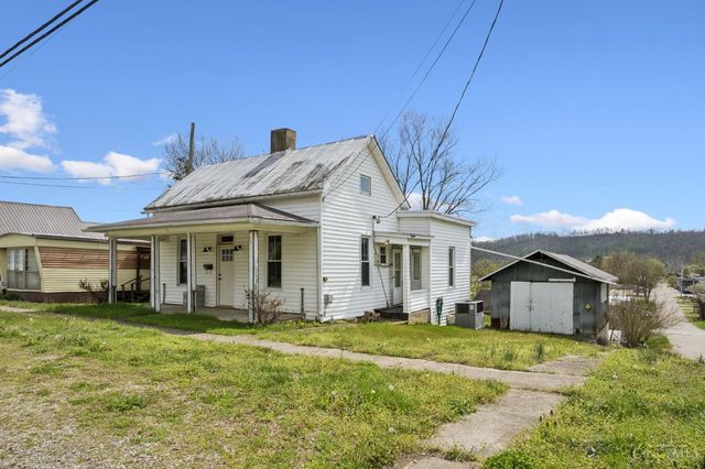 400 E 7th, Manchester, OH 45144