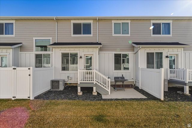 1763 N BLAZE LN, Saratoga Springs, UT 84045