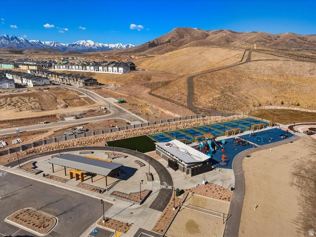 1763 N BLAZE LN, Saratoga Springs, UT 84045