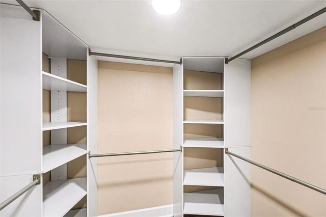 731 115TH AVENUE N 1705, St Petersburg, FL 33716