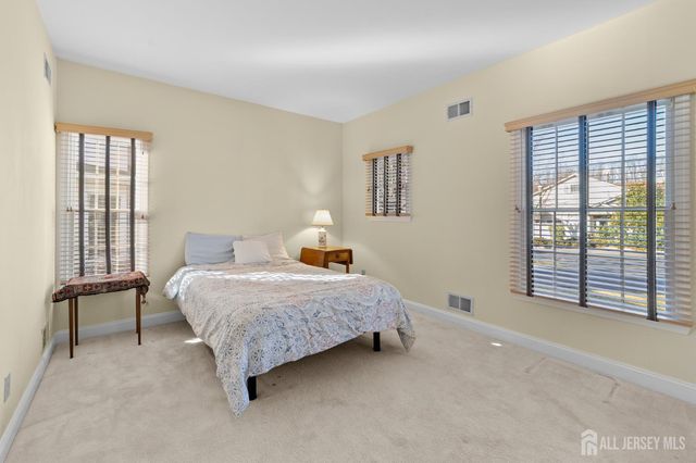 47 Hedge Row Road, Plainsboro, NJ 08540