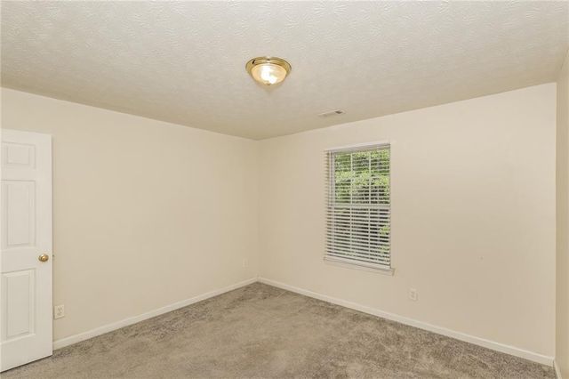 6076 Camden Forrest Drive, Riverdale, GA 30296